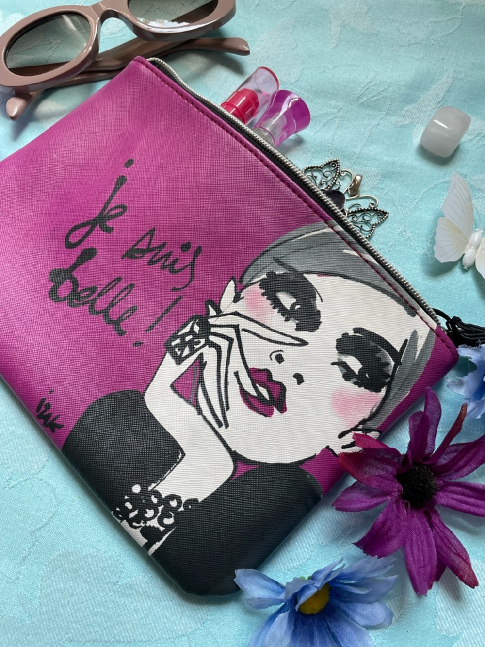 Women’s Izak Je suis belle Purple zipper Cosmetic Wristlet Pouch